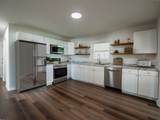 809 N Military Ave - Photo 11