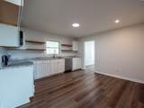 809 N Military Ave - Photo 14