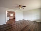 809 N Military Ave - Photo 4