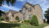 1023 Avery Trace Cir - Photo 2