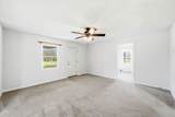 9127 Versailles Rd - Photo 6