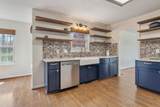 827 Burton Trl - Photo 16