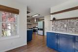 827 Burton Trl - Photo 19