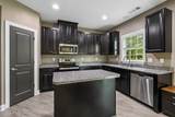 517 Goodman Dr - Photo 8