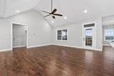 630 Bridle Path Ln - Photo 13