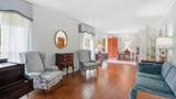 1205 Woodcrest Dr - Photo 11