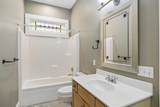 928 Russell St - Photo 15