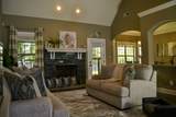 1504 Benton Park Pl - Photo 11
