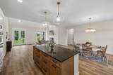 777 Rock Springs Rd - Photo 16