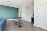 1041 E Trinity Ln - Photo 36
