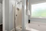 168 Clarendon Cir - Photo 23
