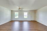 2109 Hollandale Cir - Photo 4