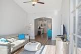 205 Bancroft Ml - Photo 4