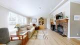 996 Underwood Rd - Photo 2
