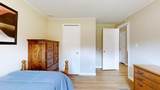 996 Underwood Rd - Photo 16
