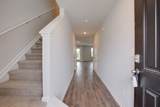 1335 Churchill Ln - Photo 4