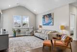 2000 Shadow Green Lane - Photo 10