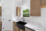 701 Oak Grove Rd - Photo 15
