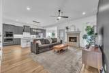 1433 Hereford Blvd - Photo 3