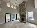 7291 Orrinshire Dr - Photo 3