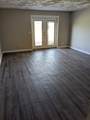 1077 Harold Dr - Photo 3