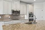 8013 Brookpark Ave - Photo 16