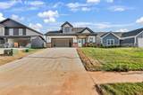 2725 Brewster Dr - Photo 4