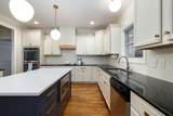 8033 Fenwick Ln - Photo 18