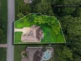 243 Laycrest Dr - Photo 5