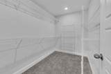 2736 Brewster Dr - Photo 19
