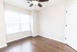 395 Devon Chase - Photo 37