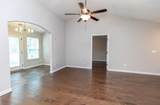 395 Devon Chase - Photo 6