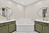 131 Carriage Ct - Photo 9