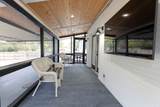 30 E Thompson Ln - Photo 18
