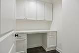 5622 Hillview Dr - Photo 47