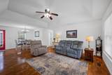 121 Ruth Way - Photo 6