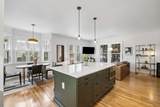 905 Phillips St - Photo 8