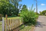 1004 E Vine St - Photo 2