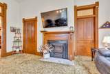 304 Russell St - Photo 9