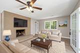 442 Rolling Acres - Photo 11