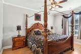 587 Bristol Ct - Photo 14