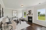 2116 Putnam Ln - Photo 9