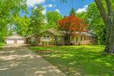 302 Hunters Ln - Photo 1
