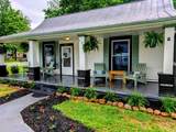 121 Swann St - Photo 1