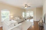 300 Thesing Ct - Photo 7
