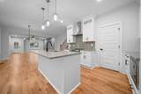 2120B Burns St - Photo 11