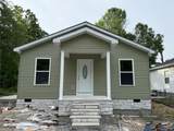 604 Decherd St - Photo 1