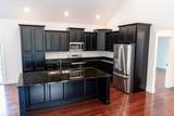 112 Stansberry Dr - Photo 5