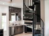 28 Henderson Rd - Photo 35
