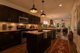 1210 Ashwood Ave - Photo 33